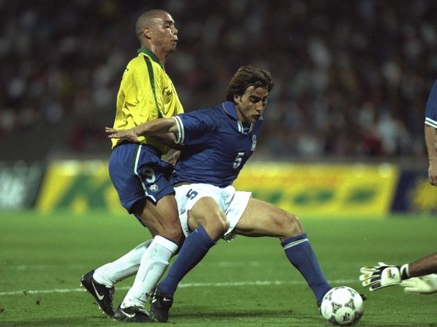 这一事件使 这一事件使