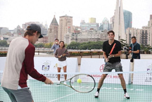 更是每届世 更是每届世